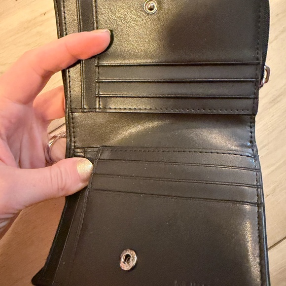 Michael Kors White Monogram Small Zip Wallet – Compact MK Card Holder - Picture 2 of 3